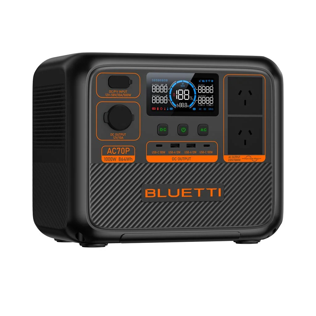 Estación de energía portátil Bluetti AC70P 1000 Watts, vista frontal con pantalla LCD